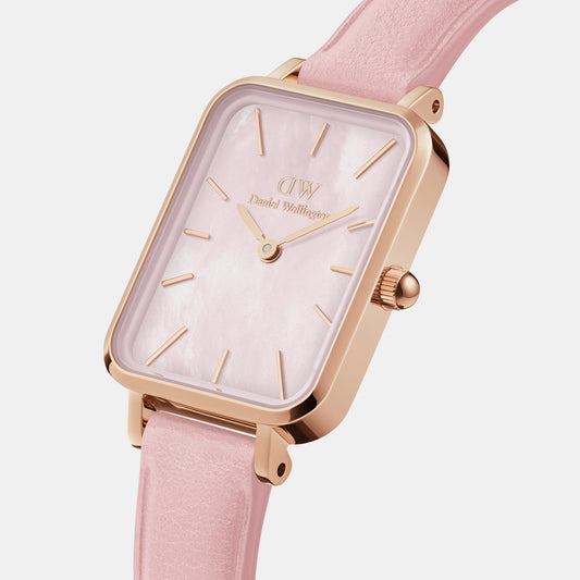 Quadro Women Quartz Pink Dial Analog Leather Watch DW00100636K Daniel Wellington 20 mm Square Quartz watch