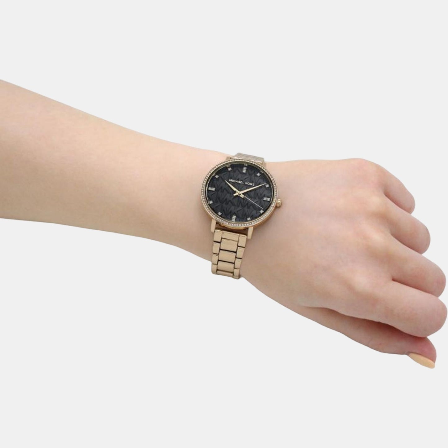 michael-kors-alloy-black-analog-female-watch-mk4593