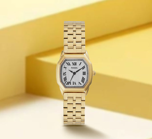 The Gift of Time: Celebrate Your First Valentine's Day with a Luxury Timepiece