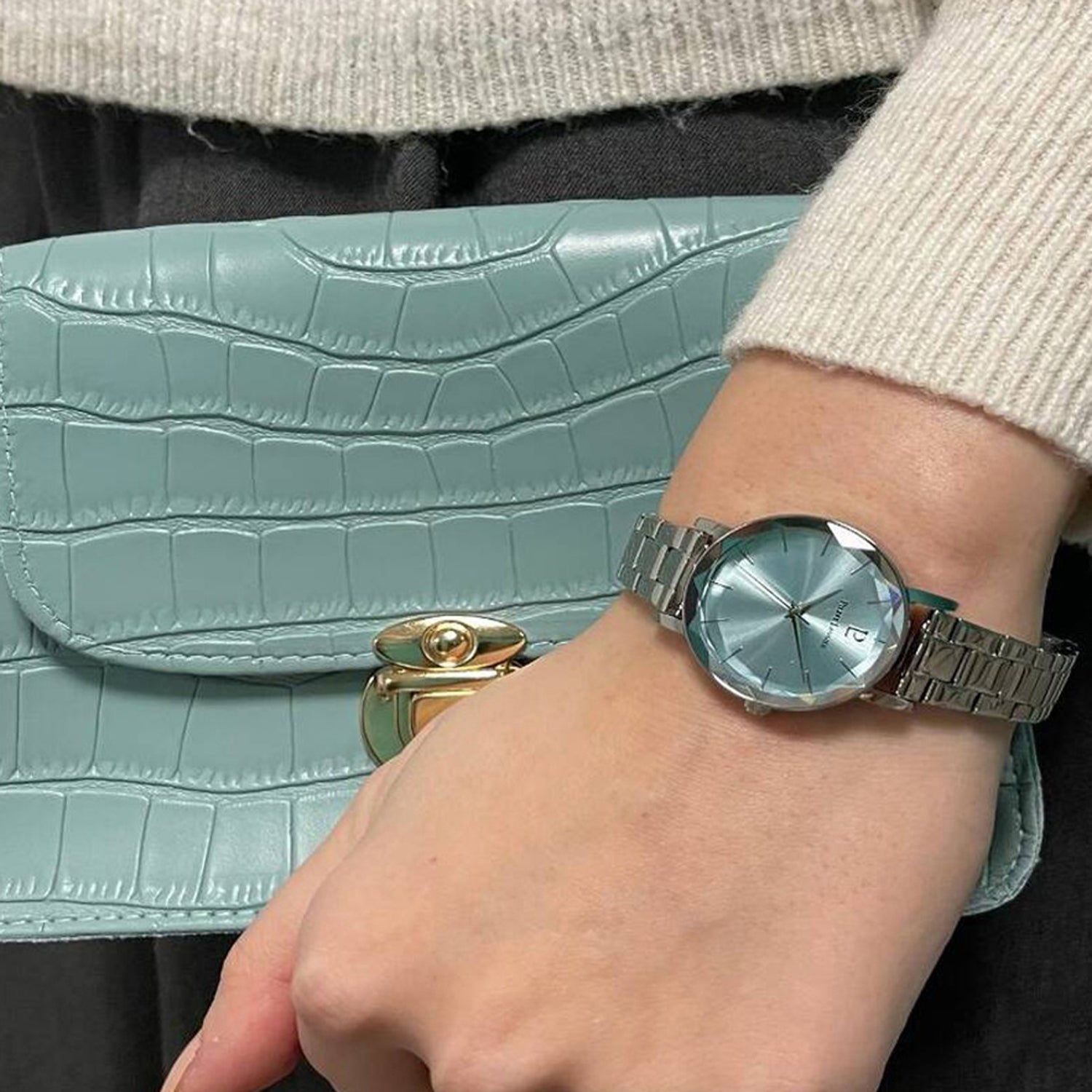 Multiples Women Quartz Blue Dial Analog Stainless Steel Watch 011L661