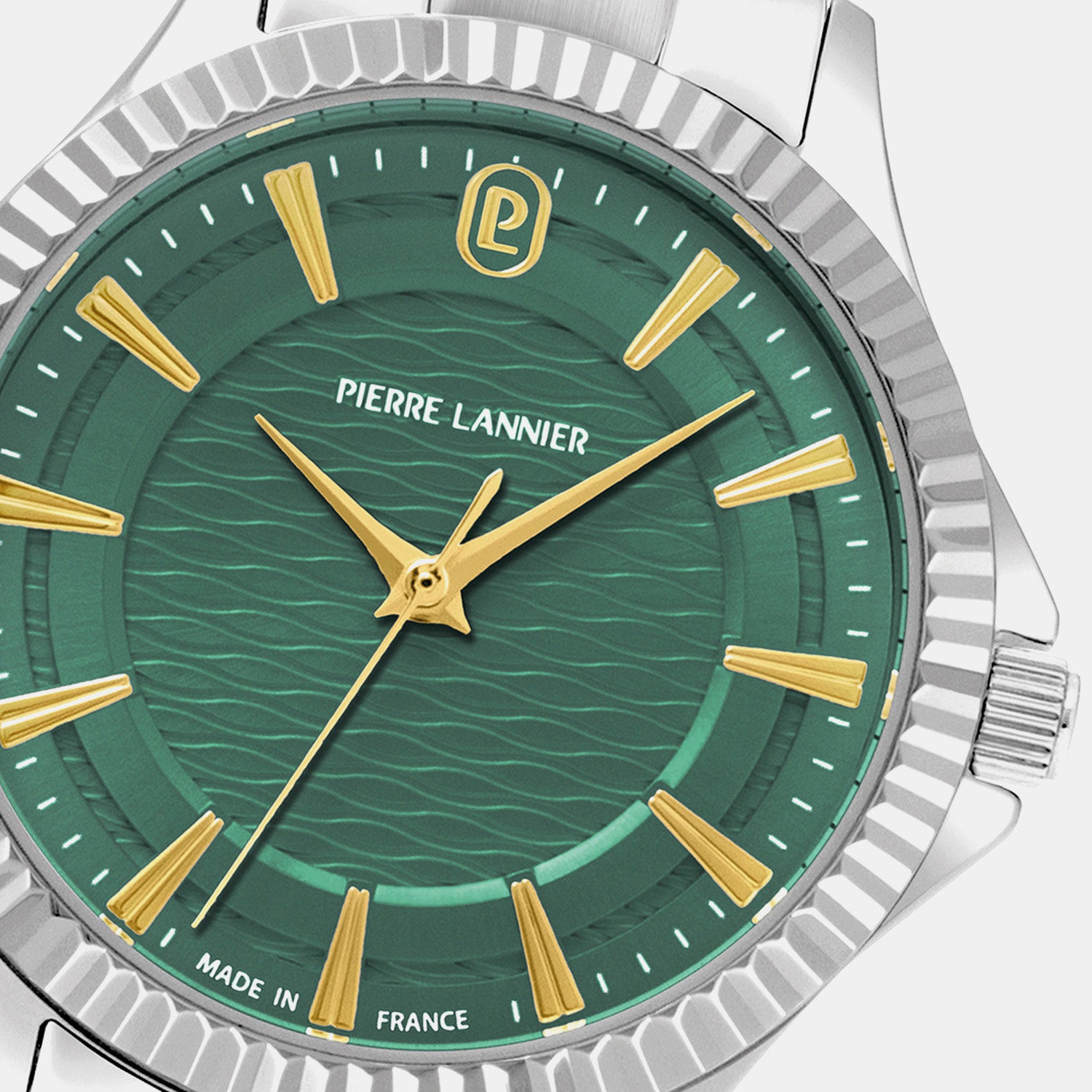 Metropolitain Women Quartz Green Dial Analog Stainless Steel Watch 017G671