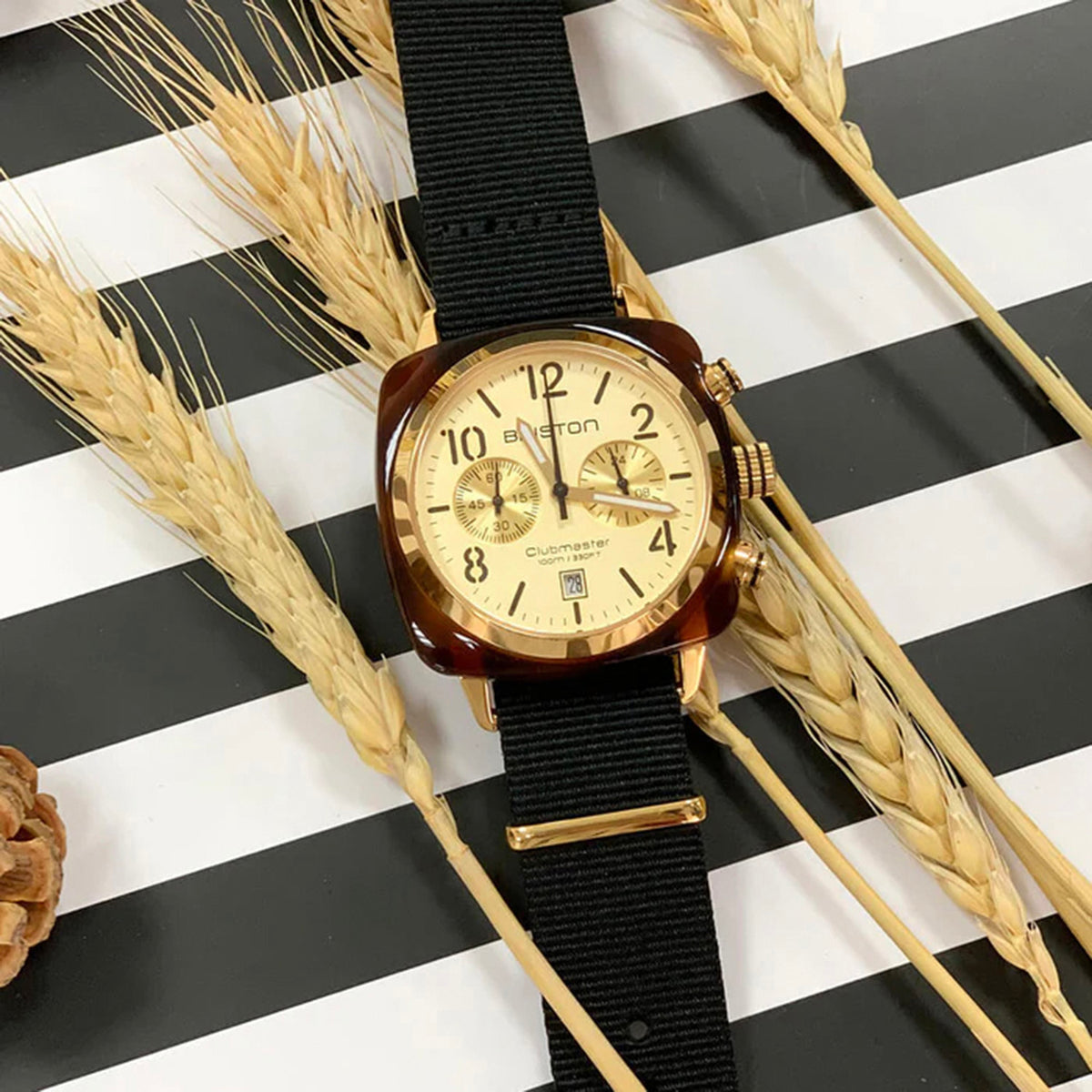 Clubmaster Classic Unisex Quartz Champagne Dial Chronograph NATO Watch 14140.PYA.T.7.NB