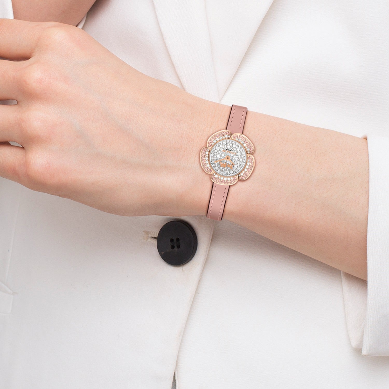 Tearose Women Quartz Gold Dial Analog Leather Watch 14504323