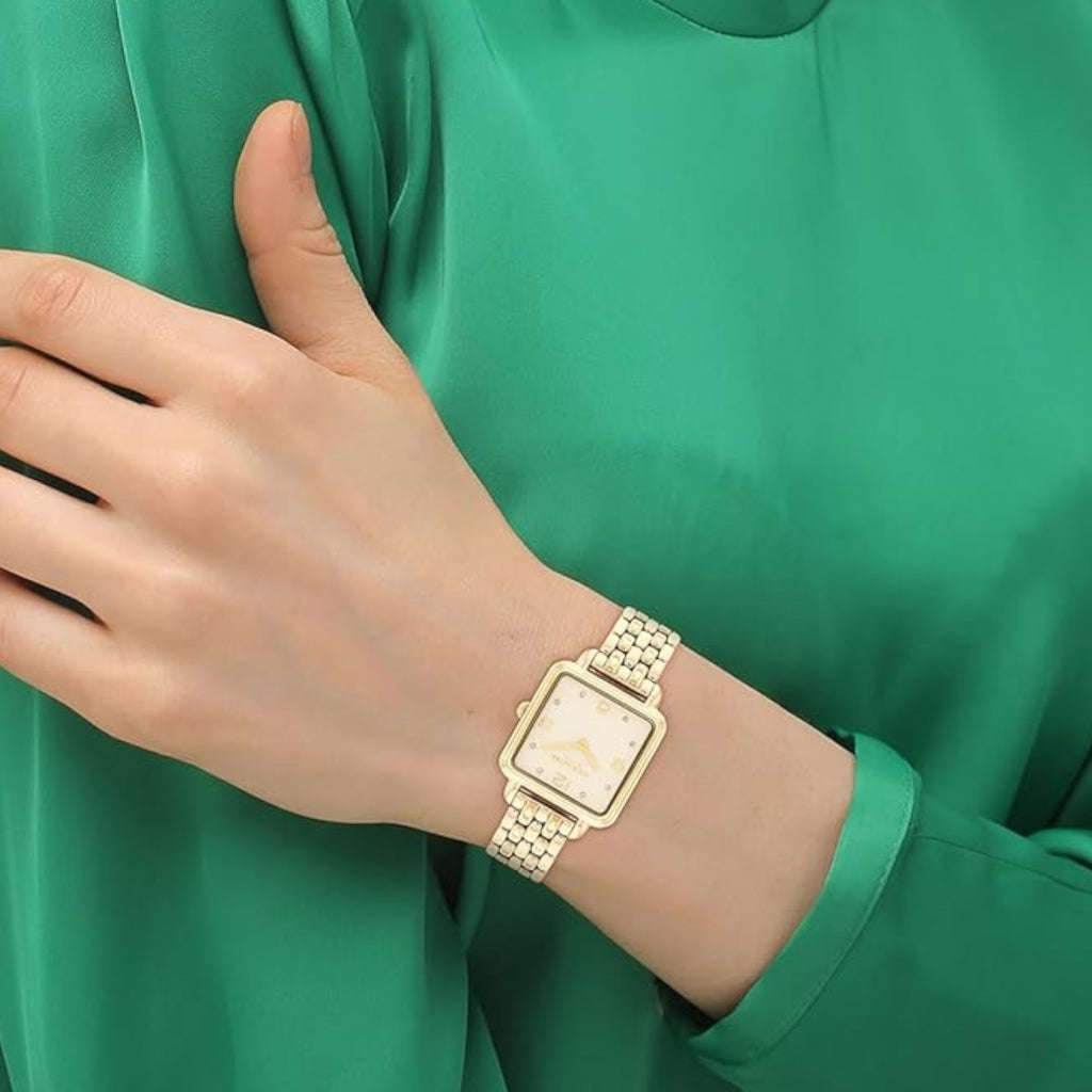 Cass Women Quartz Champagne Dial Analog Stainless Steel Watch 14504495