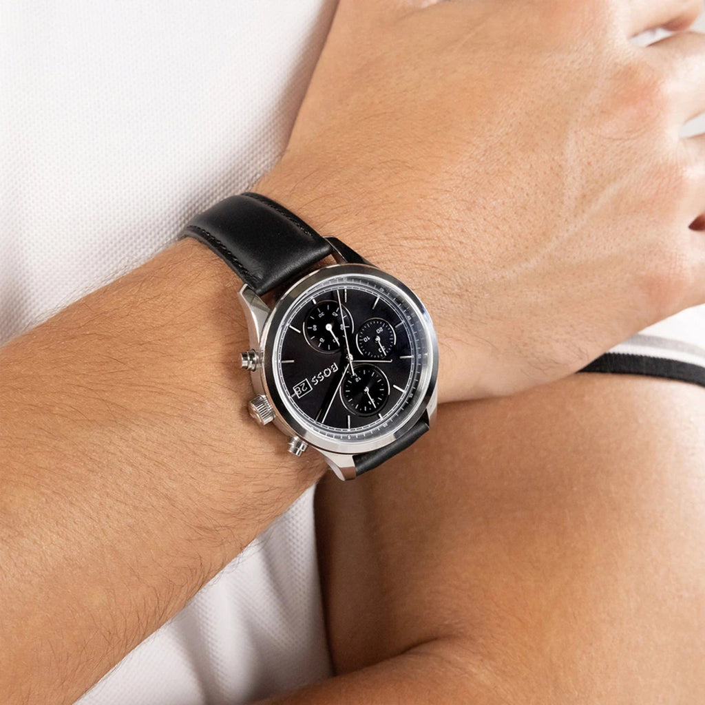 Men Quartz Black Dial Chronograph Leather Watch 1514326