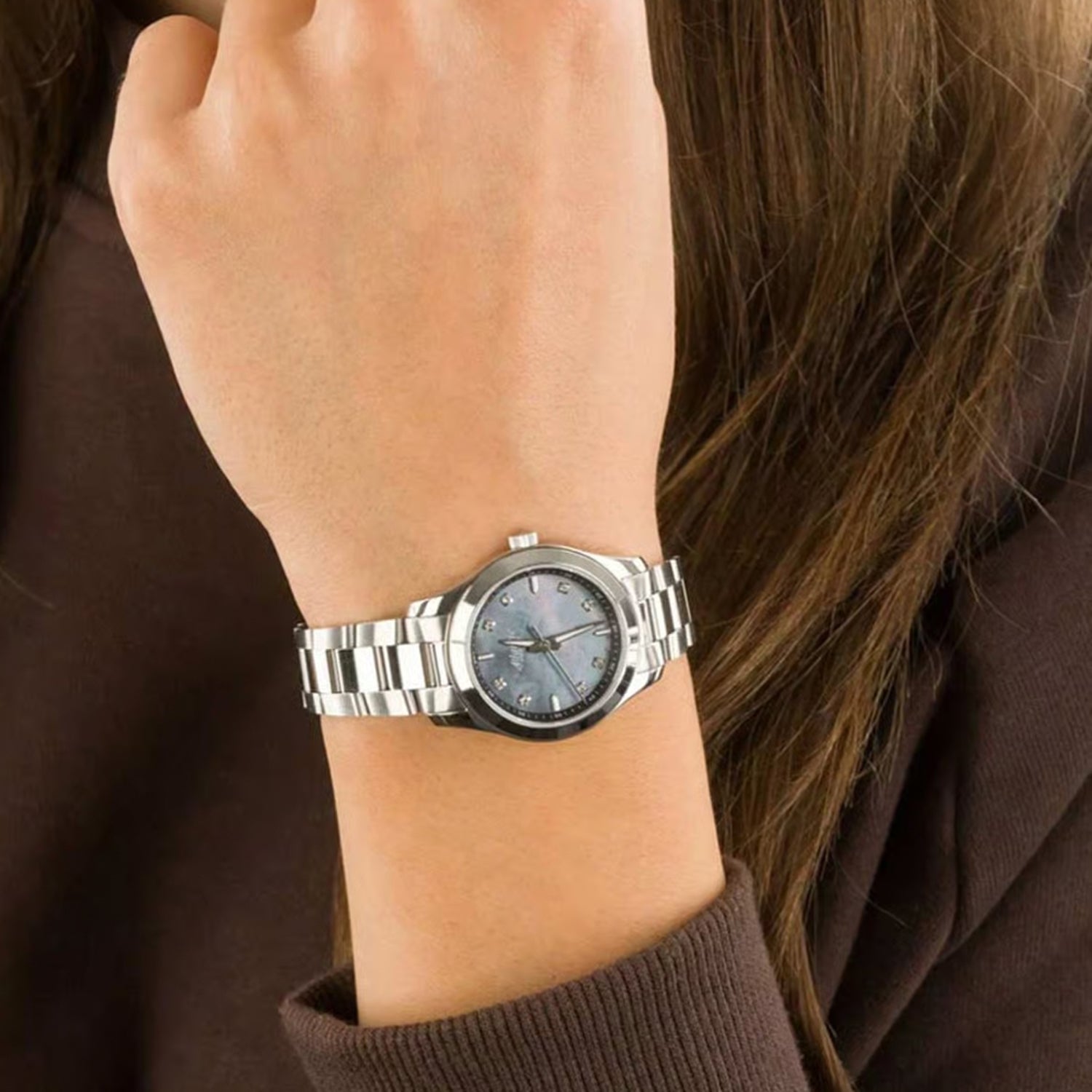 Women Quartz Mother Of Pearl Dial Analog Stainless Steel Watch 20335.41.07BK