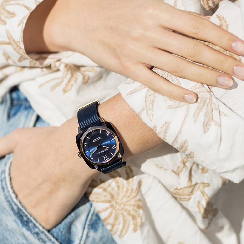 Clubmaster Chic Women Quartz Blue Dial Analog NATO Watch 21536.SA.UB.33.NMB
