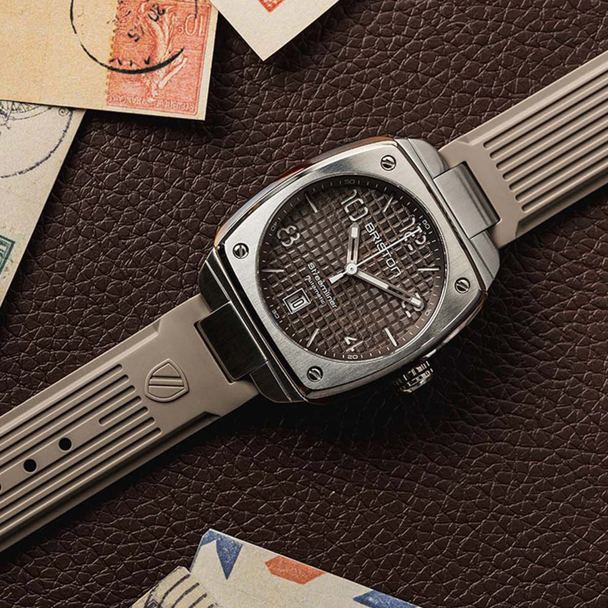 Streamliner Urban Men Automatic Taupe Dial Analog Rubber Watch 23640.S.T.30.Rt