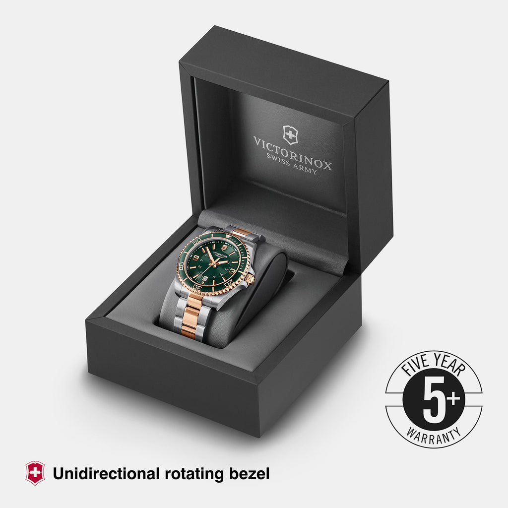 Maverick Men Quartz Green Dial Analog  Stainless Steel Watch 242008