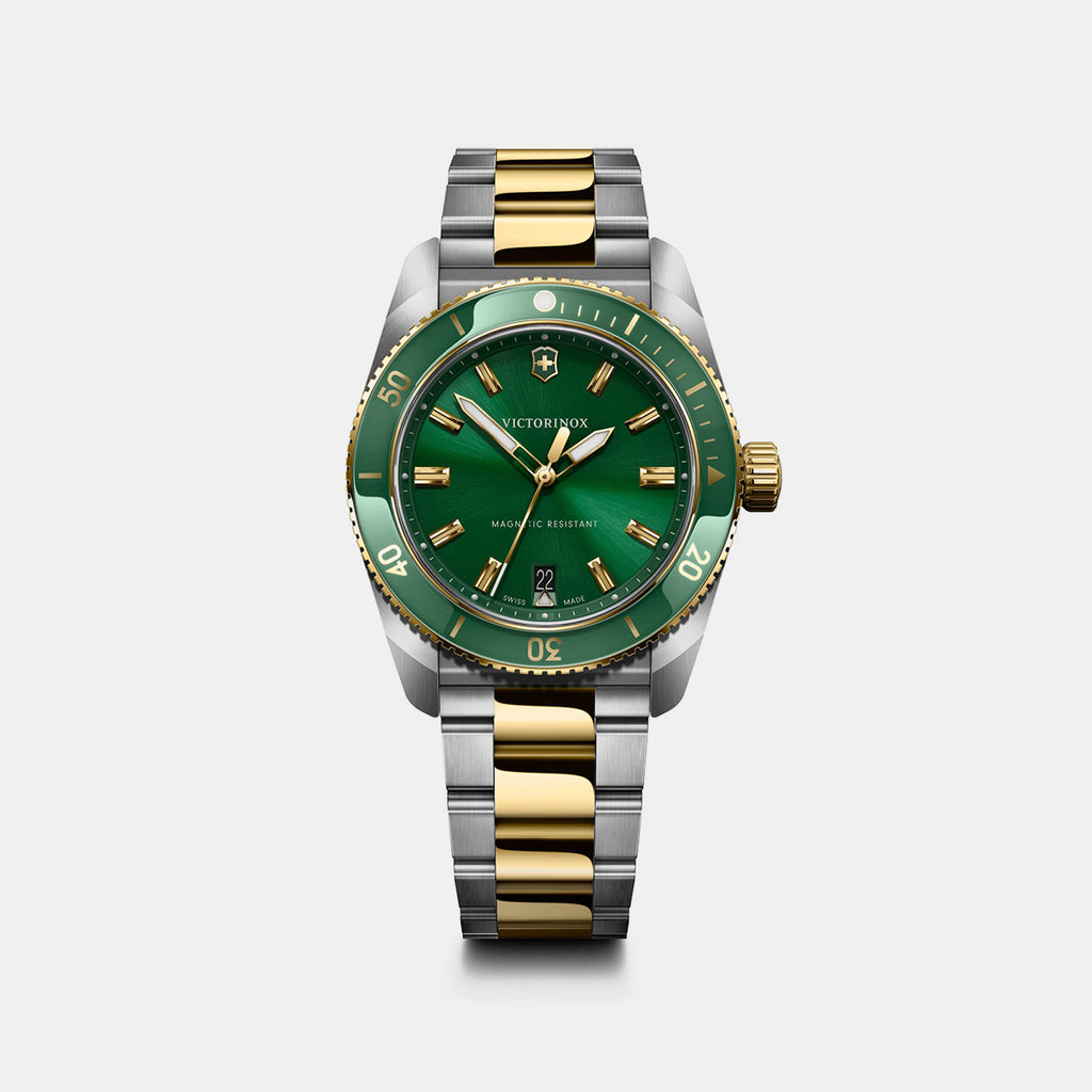 Maverick Men Quartz Green Dial Analog  Stainless steel Watch 242101