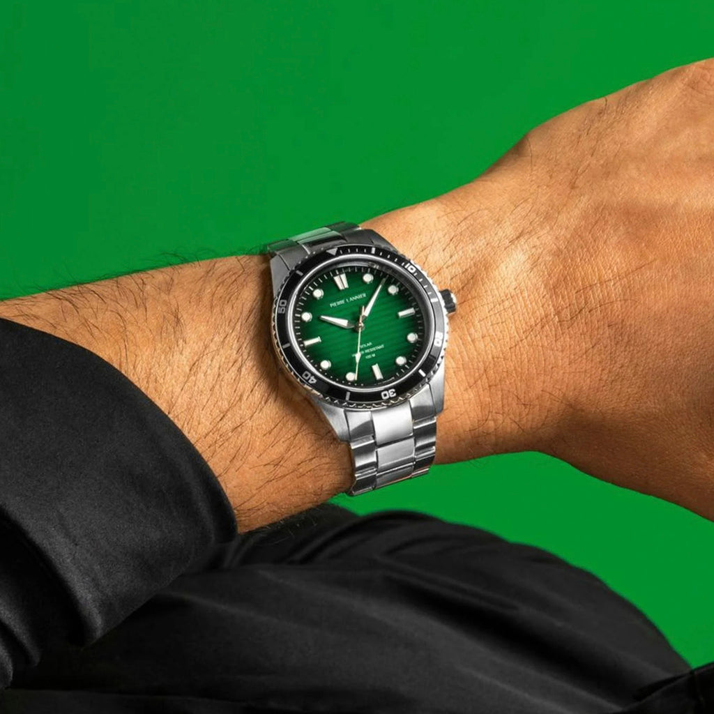 Inti Men Solar Green Dial Analog Stainless Steel Watch 244H171