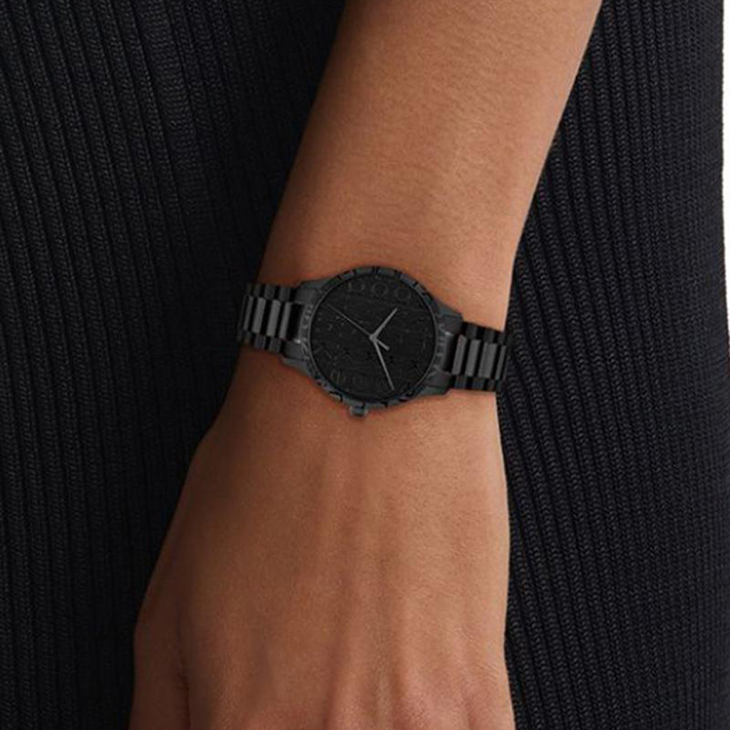 Iconic Unisex Quartz Black Dial Analog Stainless Steel Watch 25200344