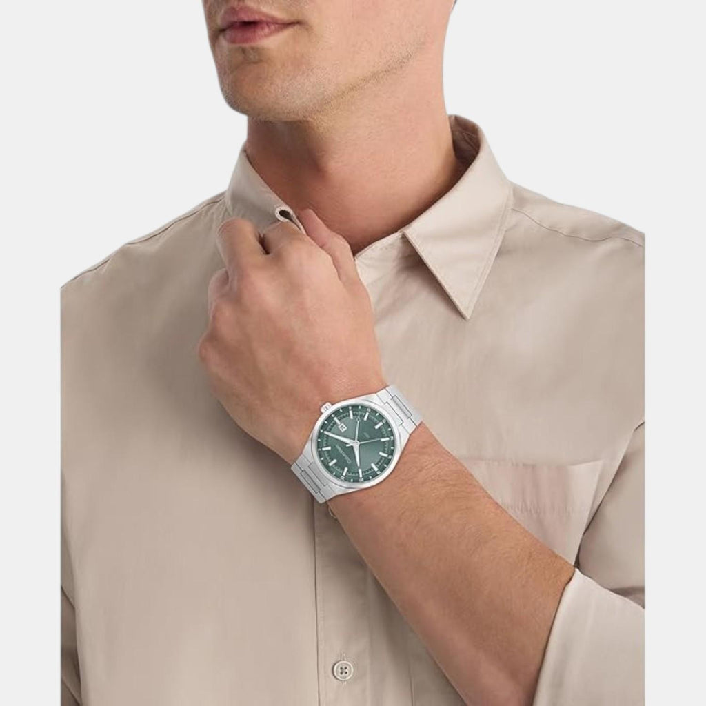 Distinguish Men Quartz Green Dial Analog Stainless Steel Watch 25200492