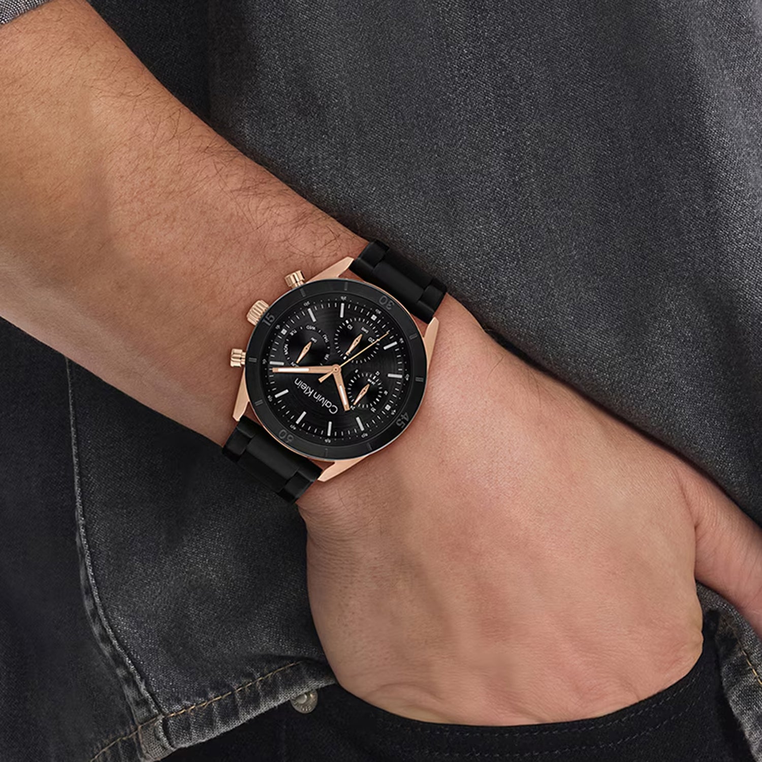 Performance Men Quartz Black Dial Analog Silicone Watch 25200567