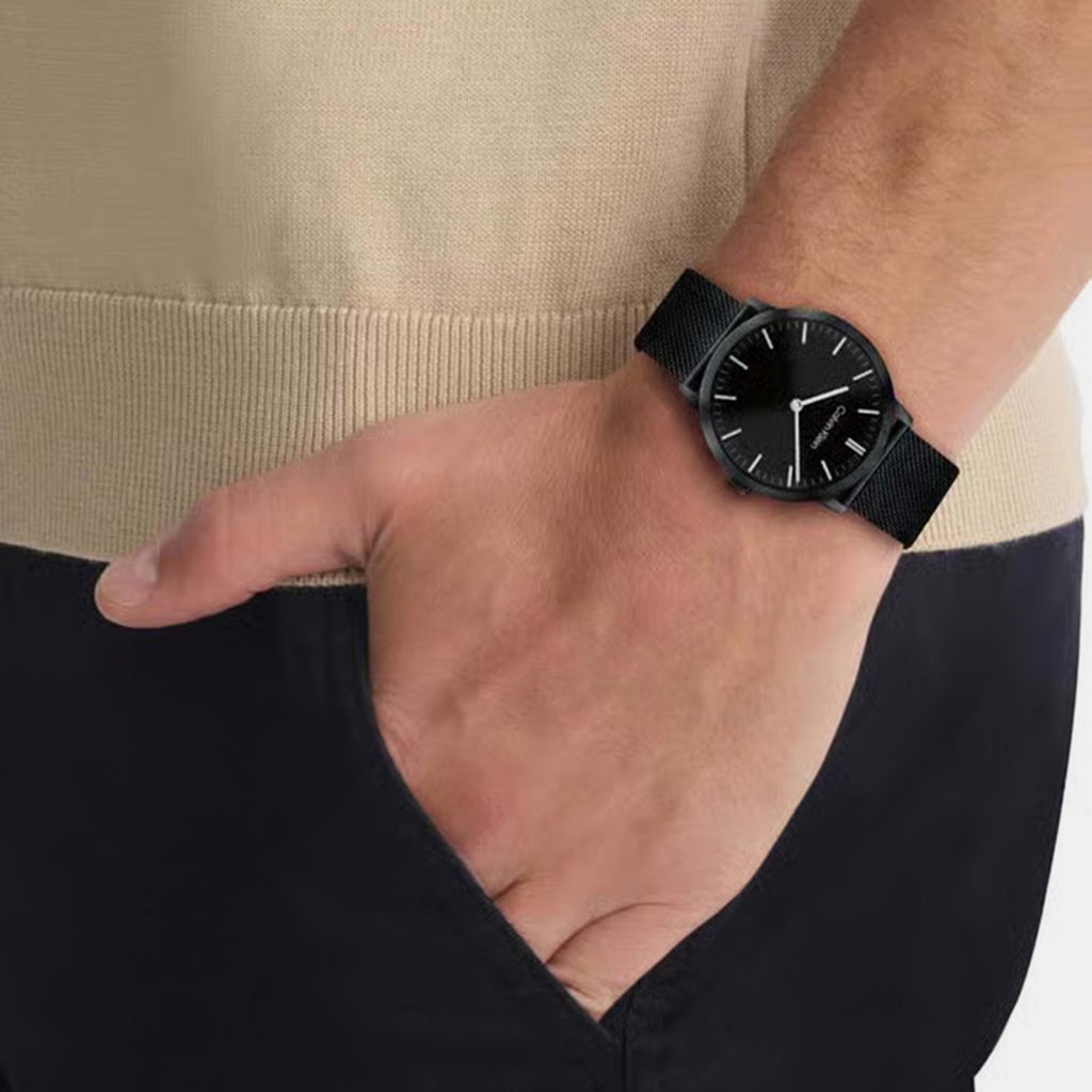 Men Quartz Black Dial Analog Mesh Watch 25200603
