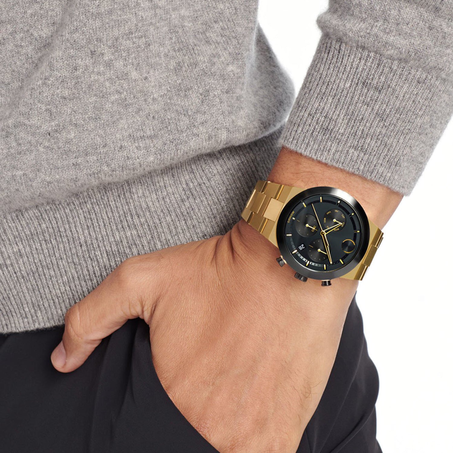 Bold Men Quartz Black Dial Chronograph Stainless Steel Watch 3600731