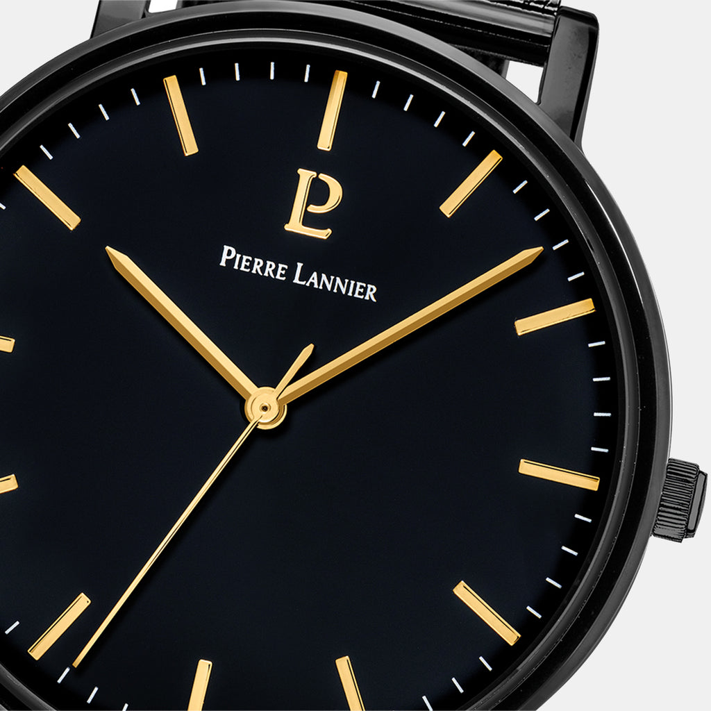 Essential Men Quartz Black Dial Analog Stainless Steel Watch 388C439