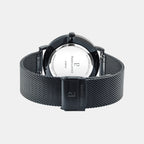 Essential Men Quartz Black Dial Analog Stainless Steel Watch 388C439