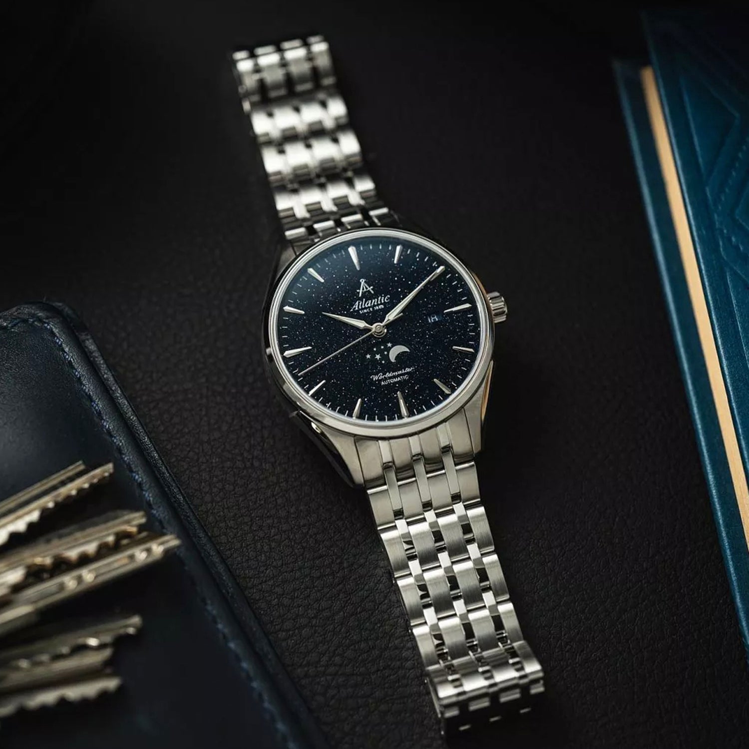 Men Automatic Blue Dial Analog Stainless Steel Watch 52788.41.91