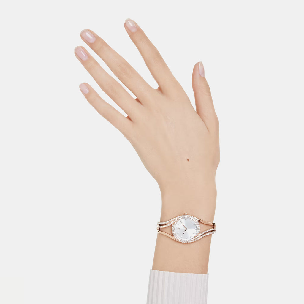 Hyperbola Women Quartz Silver Dial Analog Metal Watch 5715465
