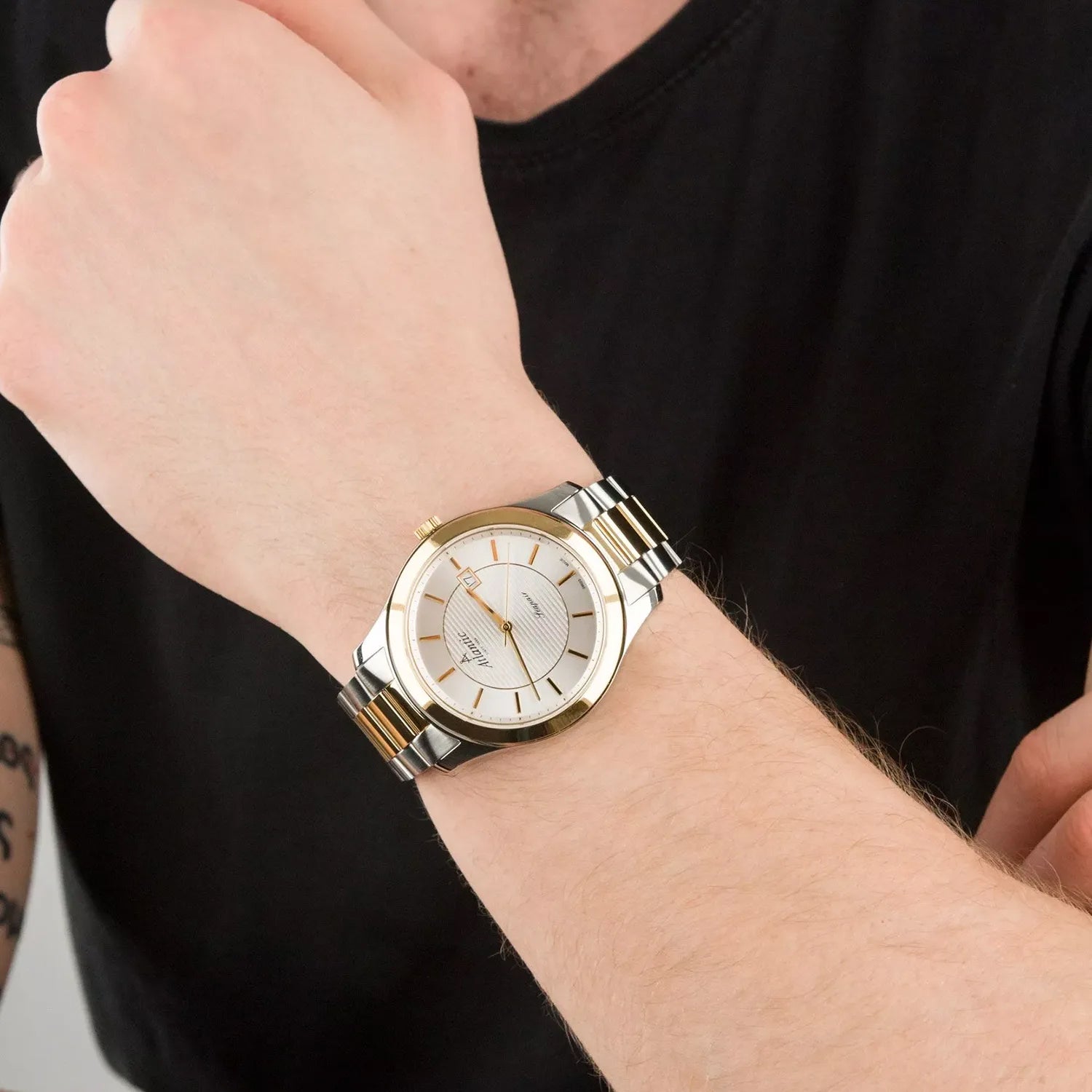 Men Quartz Silver Dial Analog Stainless Steel Watch 60335.43.21G