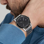 Museum Men Quartz Black Dial Analog Stainless Steel Watch 607557