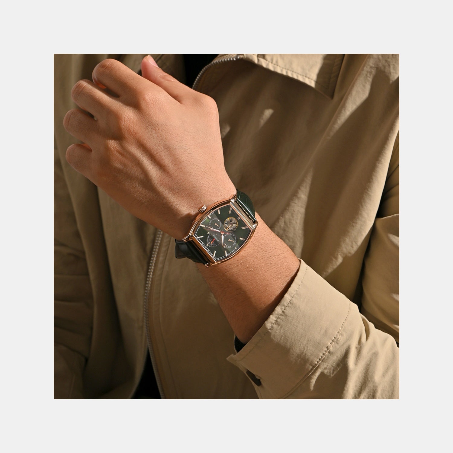 Men Automatic Green Dial Analog Leather Watch 985-L31412