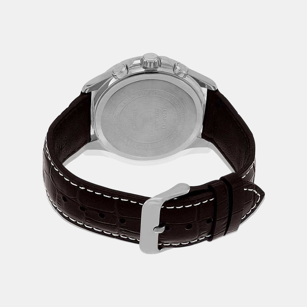 Enticer Men Quartz Beige Dial Chronograph Leather Watch A1886