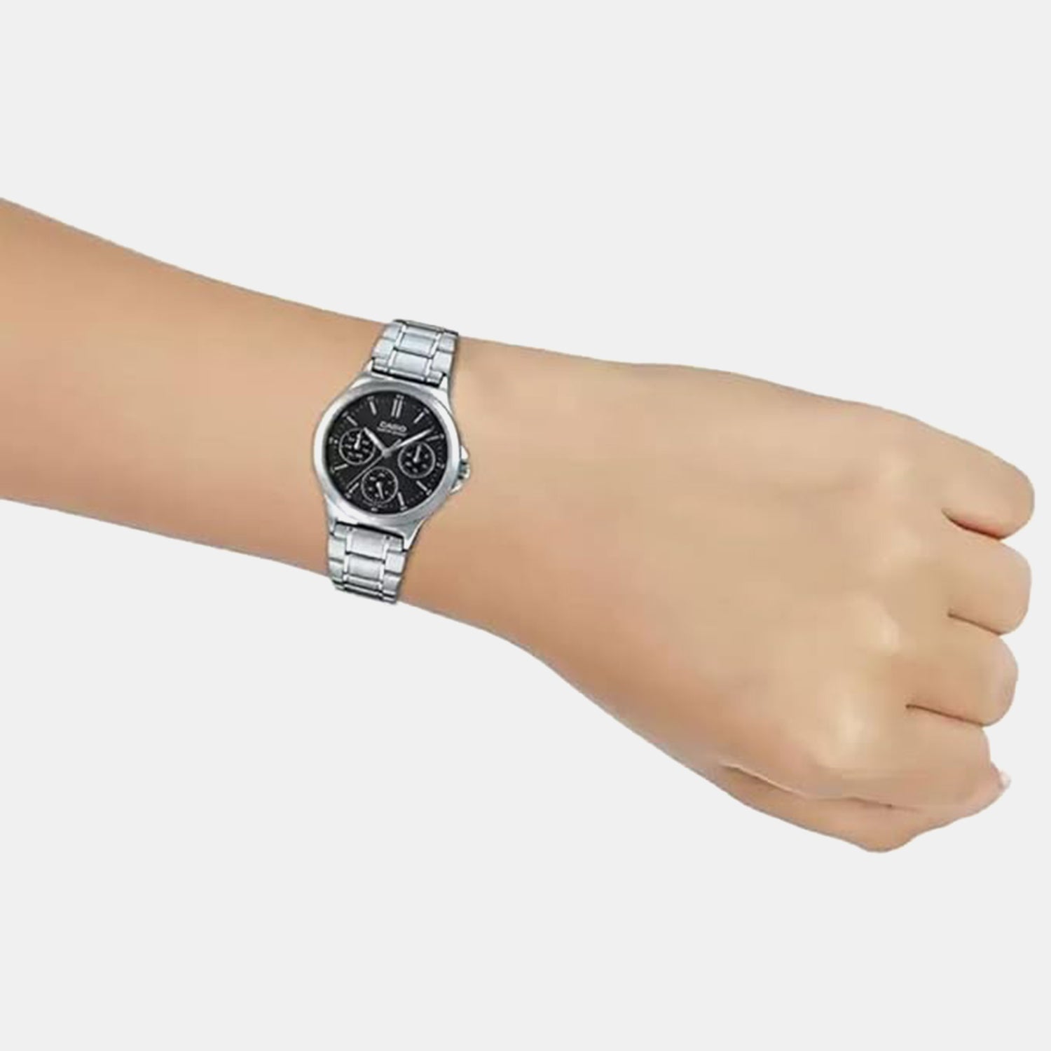 Enticer Women Quartz Black Dial Chronograph Stainless Steel Watch A1895