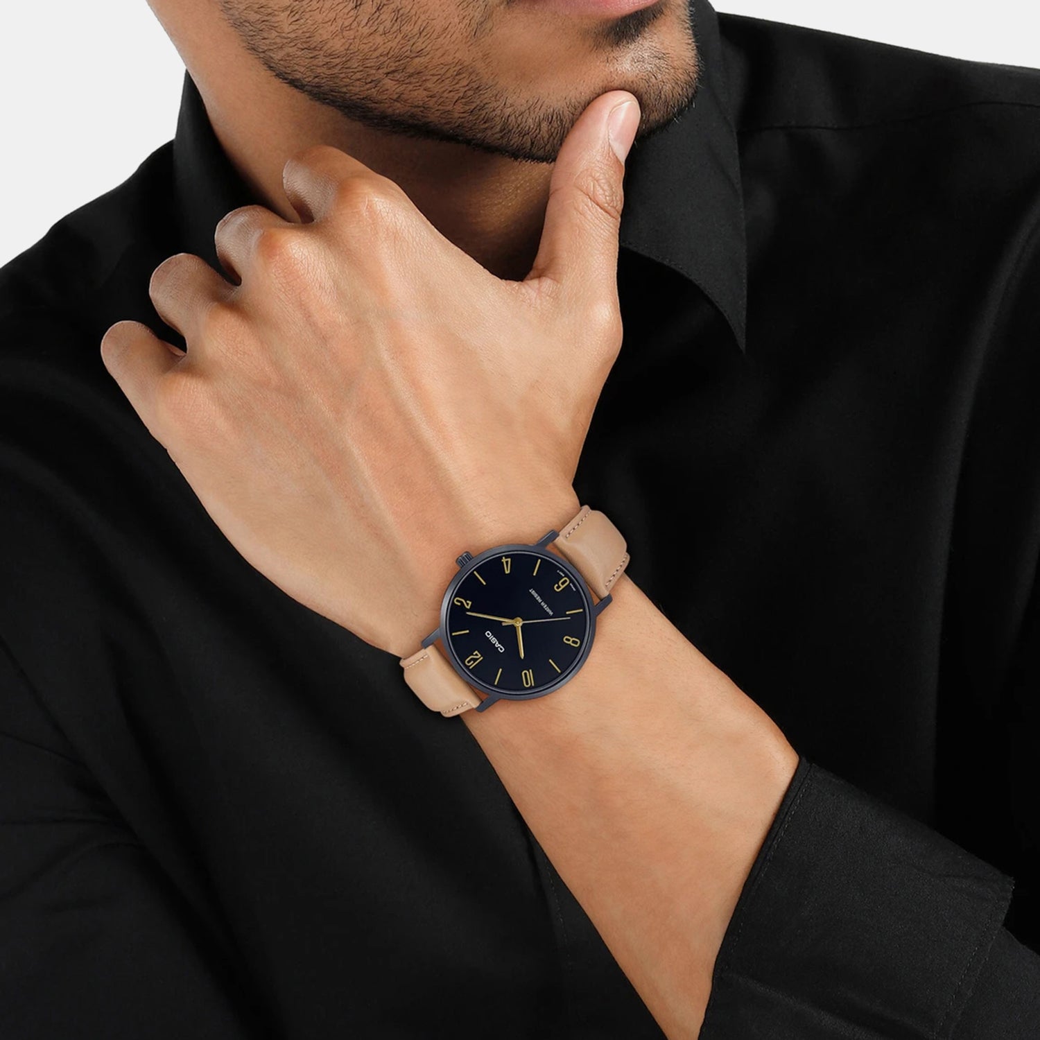 Enticer Men Quartz Black Dial Analog Leather Watch A1976