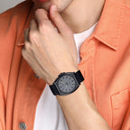 Enticer Men Quartz Grey Dial Analog Fabric Watch A2123