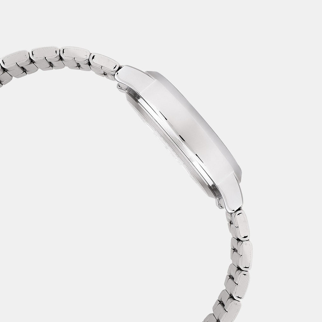 Enticer Women Quartz Black Dial Analog Stainless Steel Watch A2157