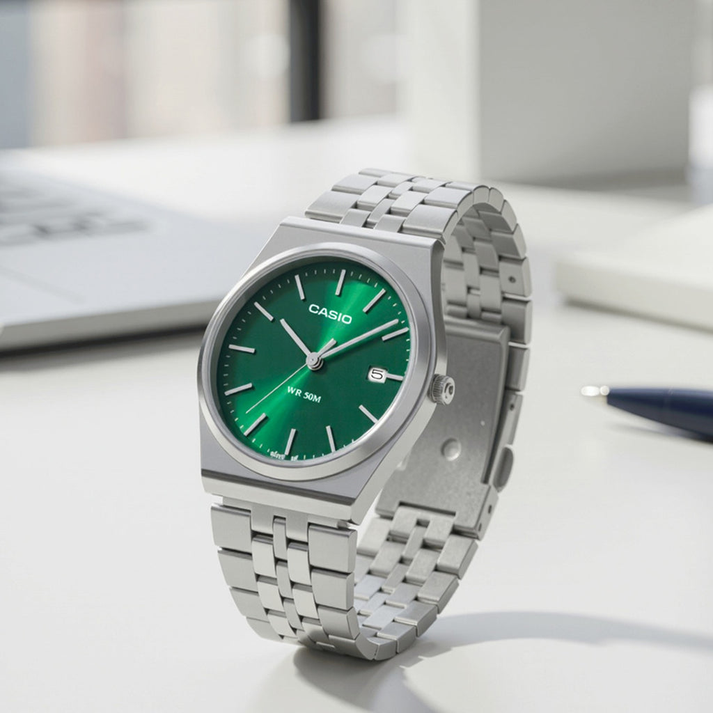 Enticer Men Quartz Green Dial Analog Stainless Steel Watch A2236