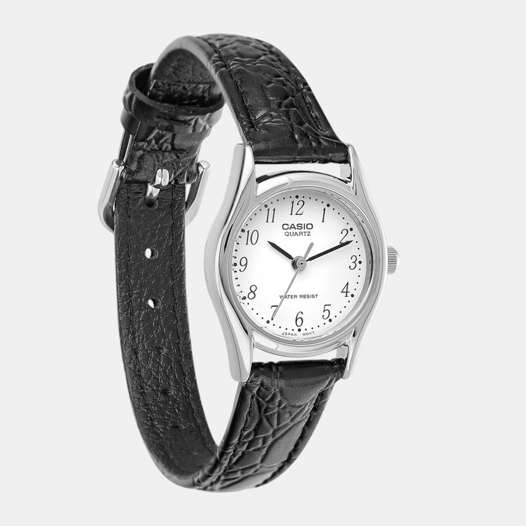 Enticer Women Quartz White Dial Analog Leather Watch A2263