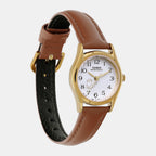 Enticer Women Quartz White Dial Analog Leather Watch A2268