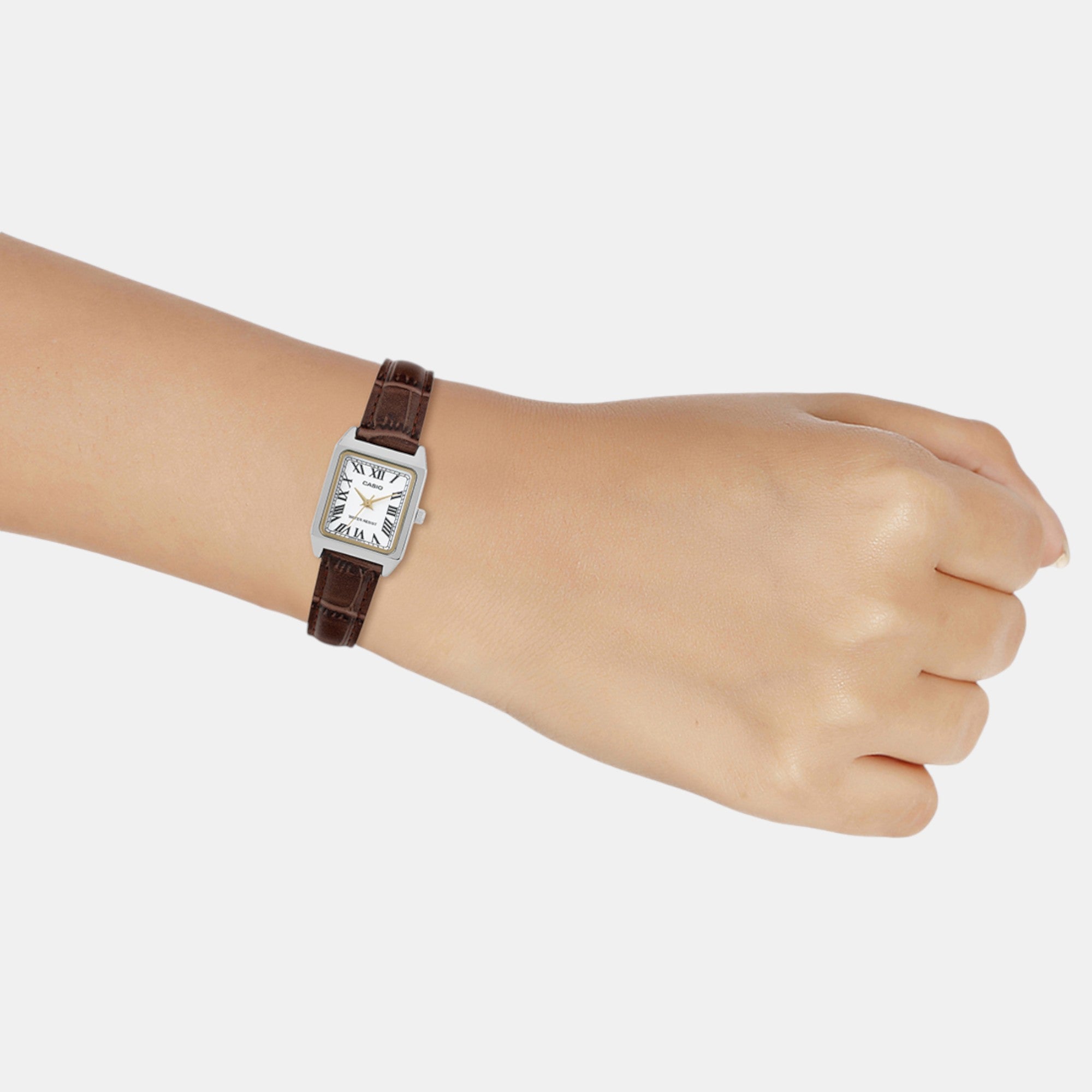 Enticer Women Quartz White Dial Analog Leather Watch A2288