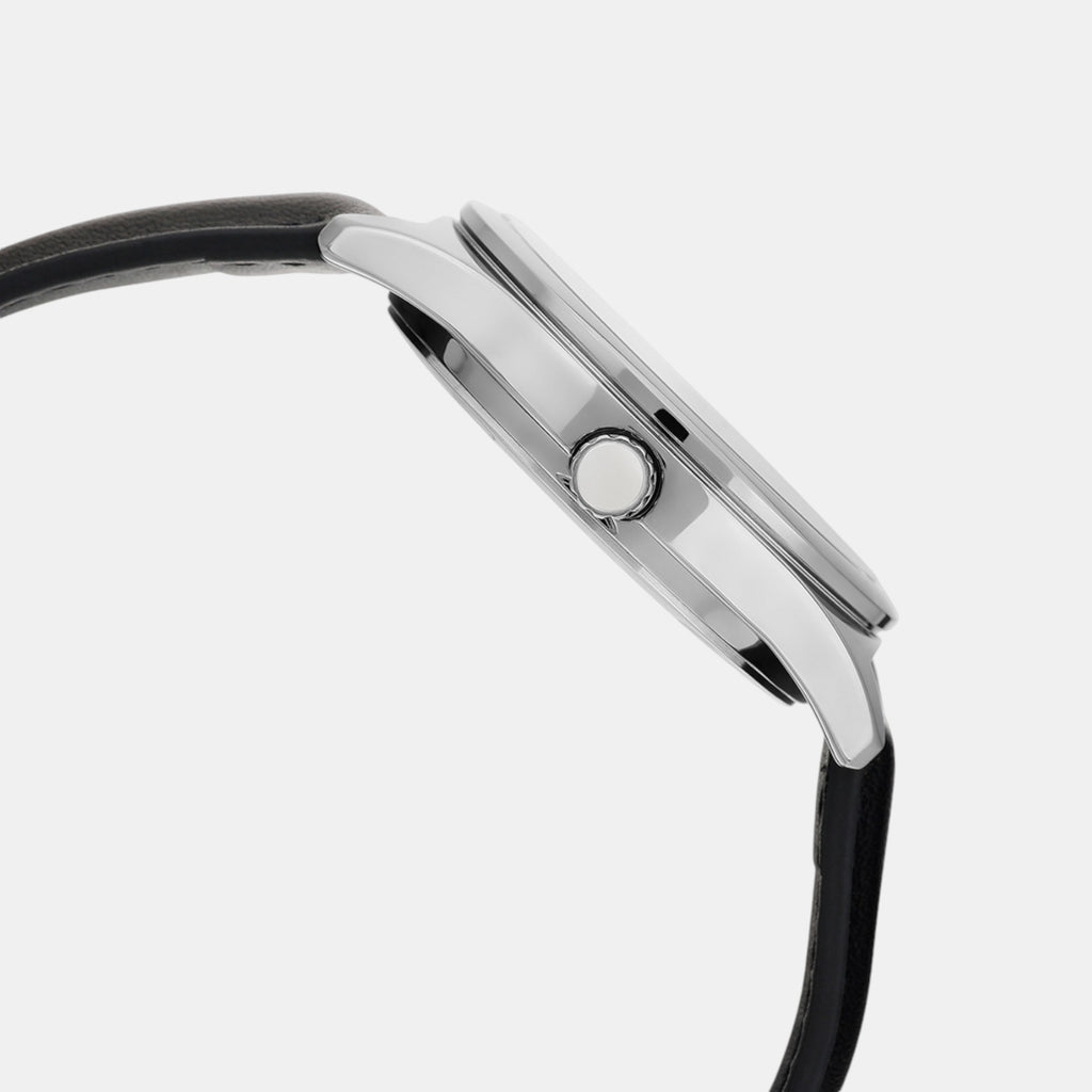 Enticer Men Quartz Black Dial Analog Leather Watch A2317