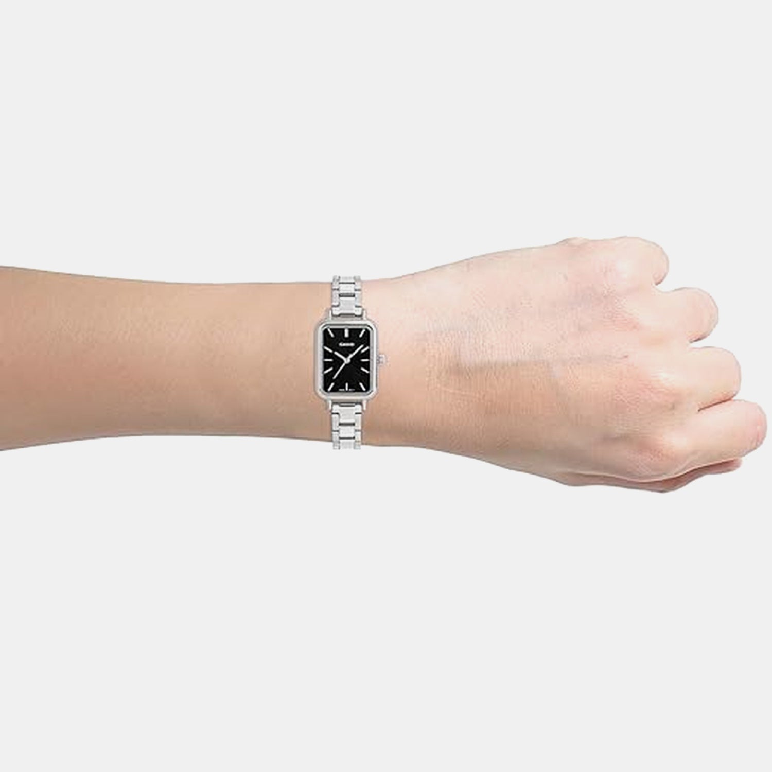 Enticer Women Quartz Black Dial Analog Stainless Steel Watch A2328