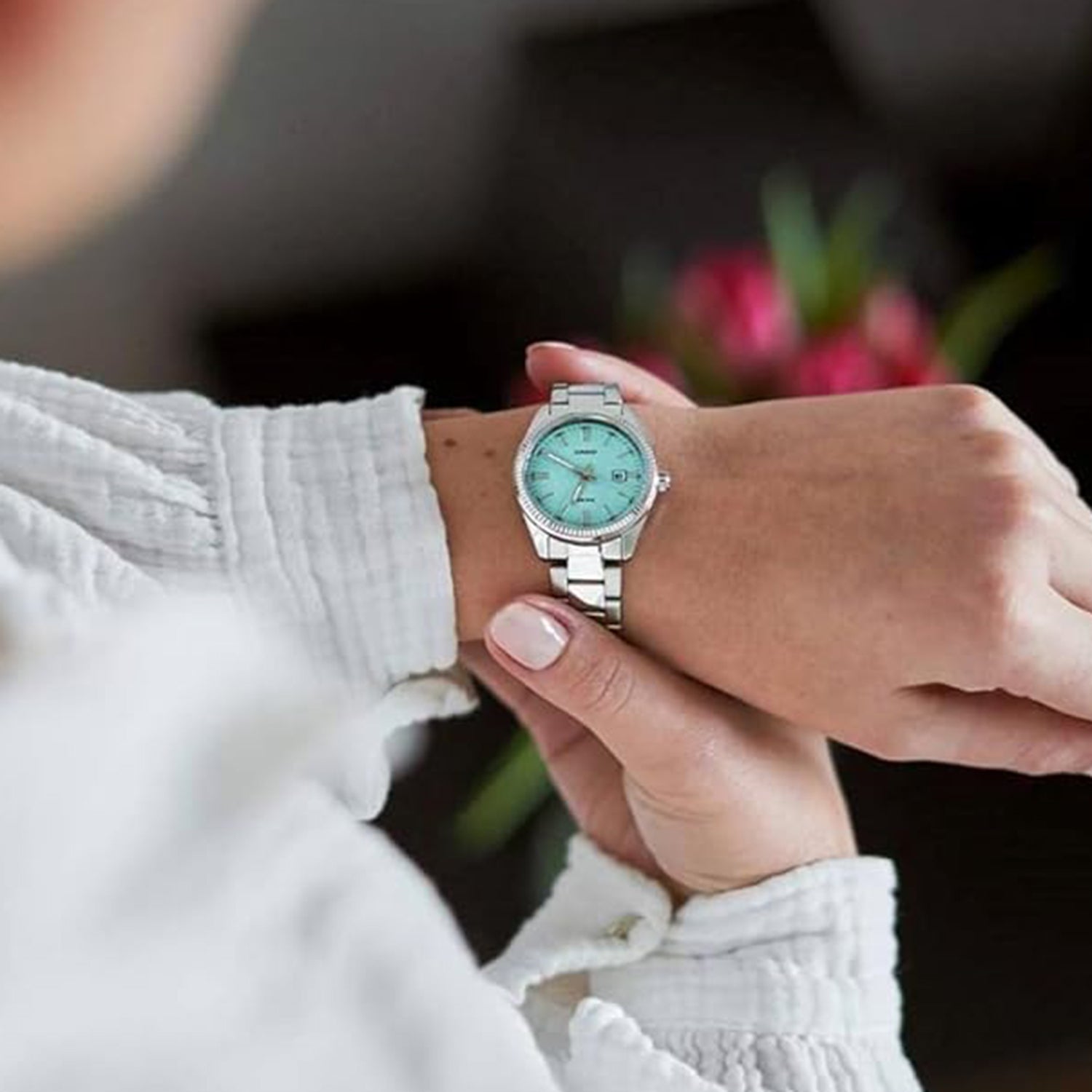 Enticer Women Quartz Blue Dial Analog Stainless Steel Watch A2372