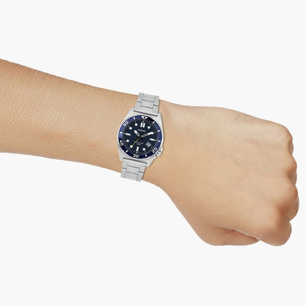 Enticer Men Quartz Blue Dial Analog Stainless Steel Watch A2377