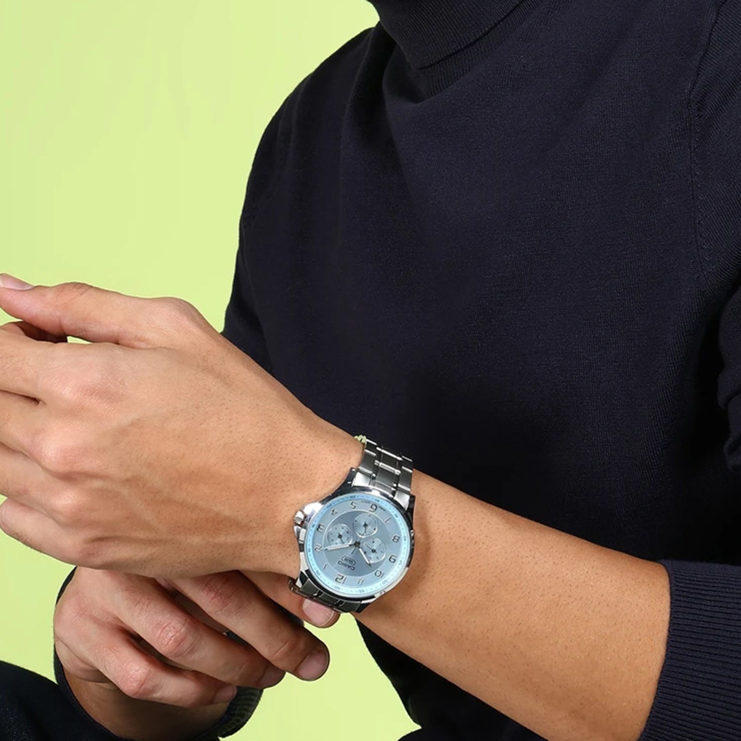 Men Quartz Blue Dial Multi-Function Stainless Steel Watch A2451