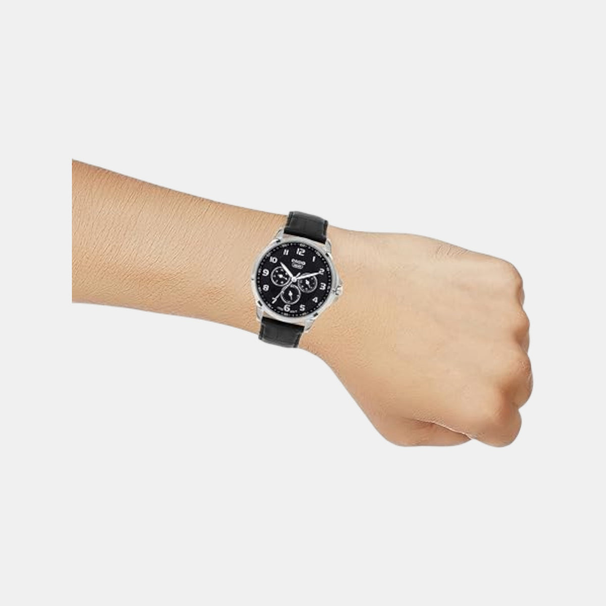 Enticer Men Quartz Black Dial Analog Leather Watch A2454