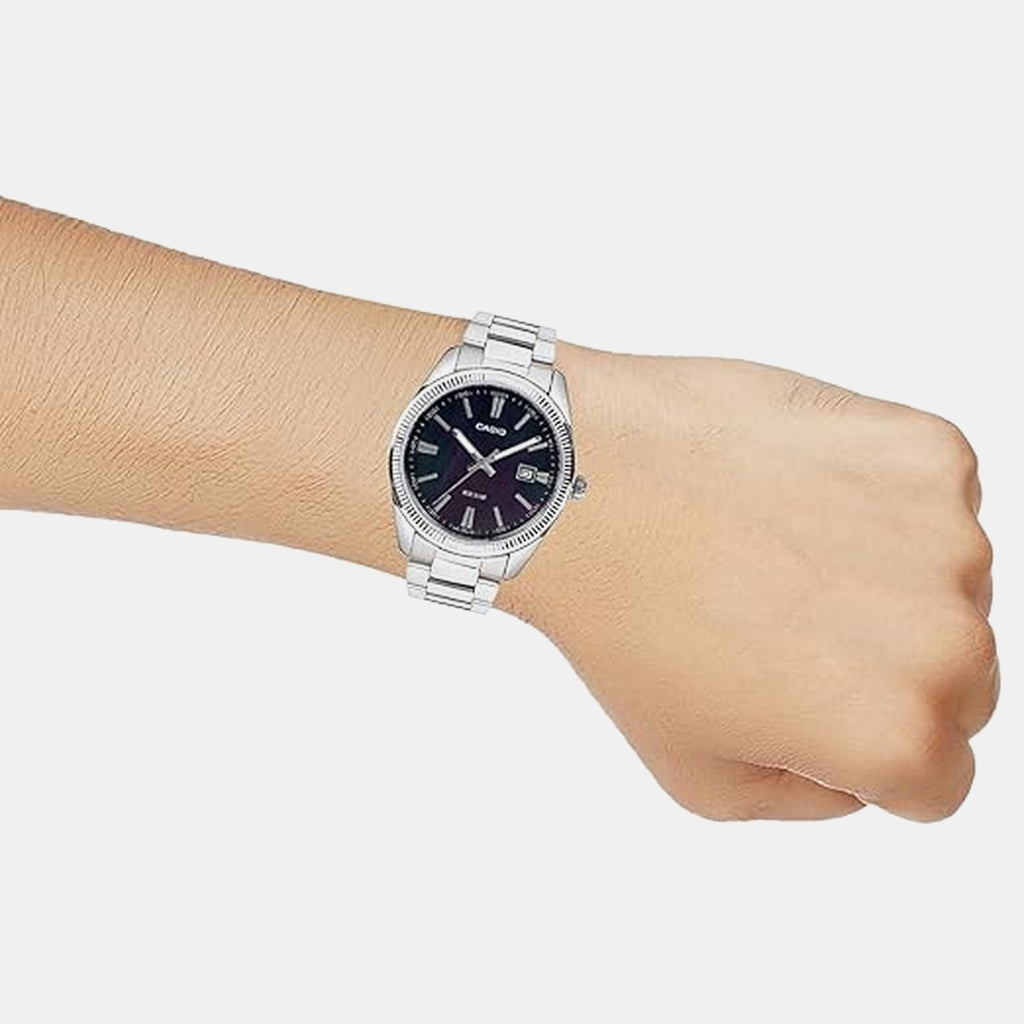 Men Quartz Multicolour Dial Analog Stainless Steel Watch A2489