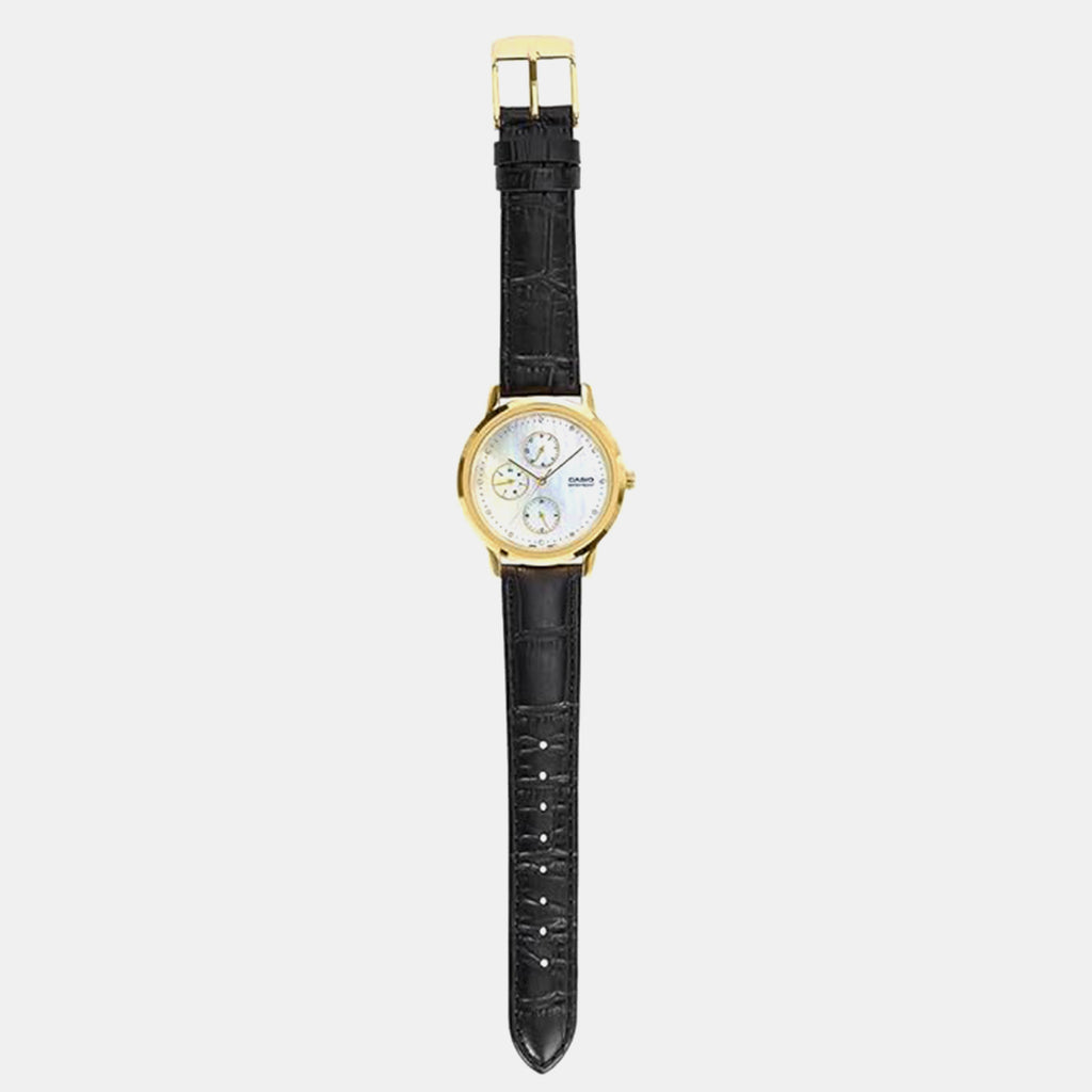 Women Quartz White Dial Analog Leather Watch A2495
