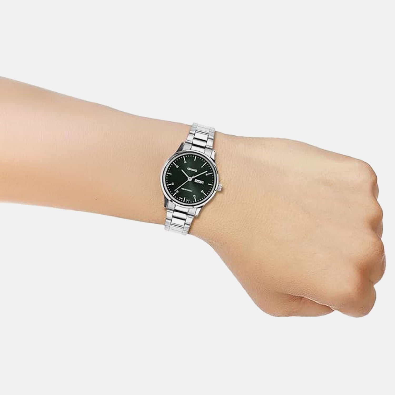 Women Quartz Green Dial Analog Stainless Steel Watch A2504