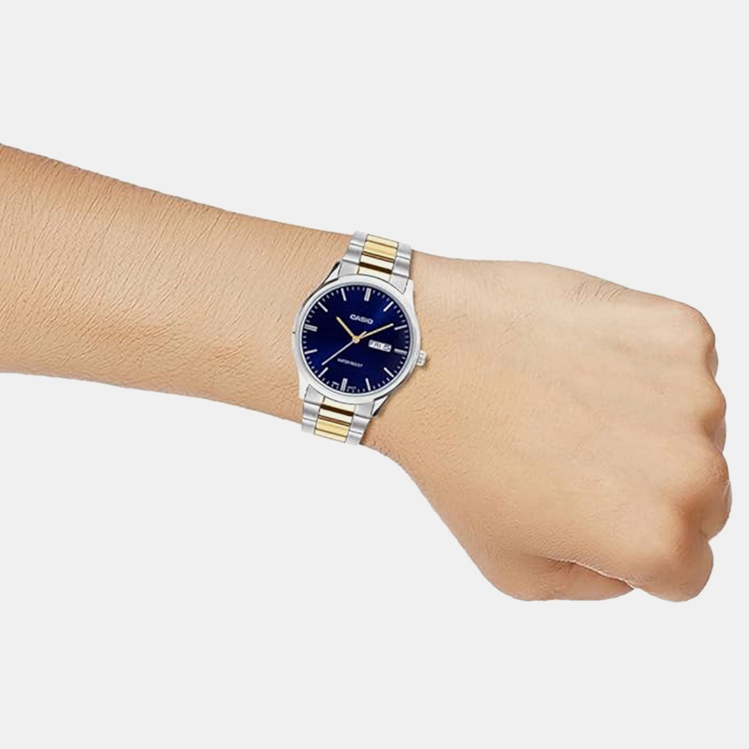 Men Quartz Blue Dial Analog Stainless Steel Watch A2517