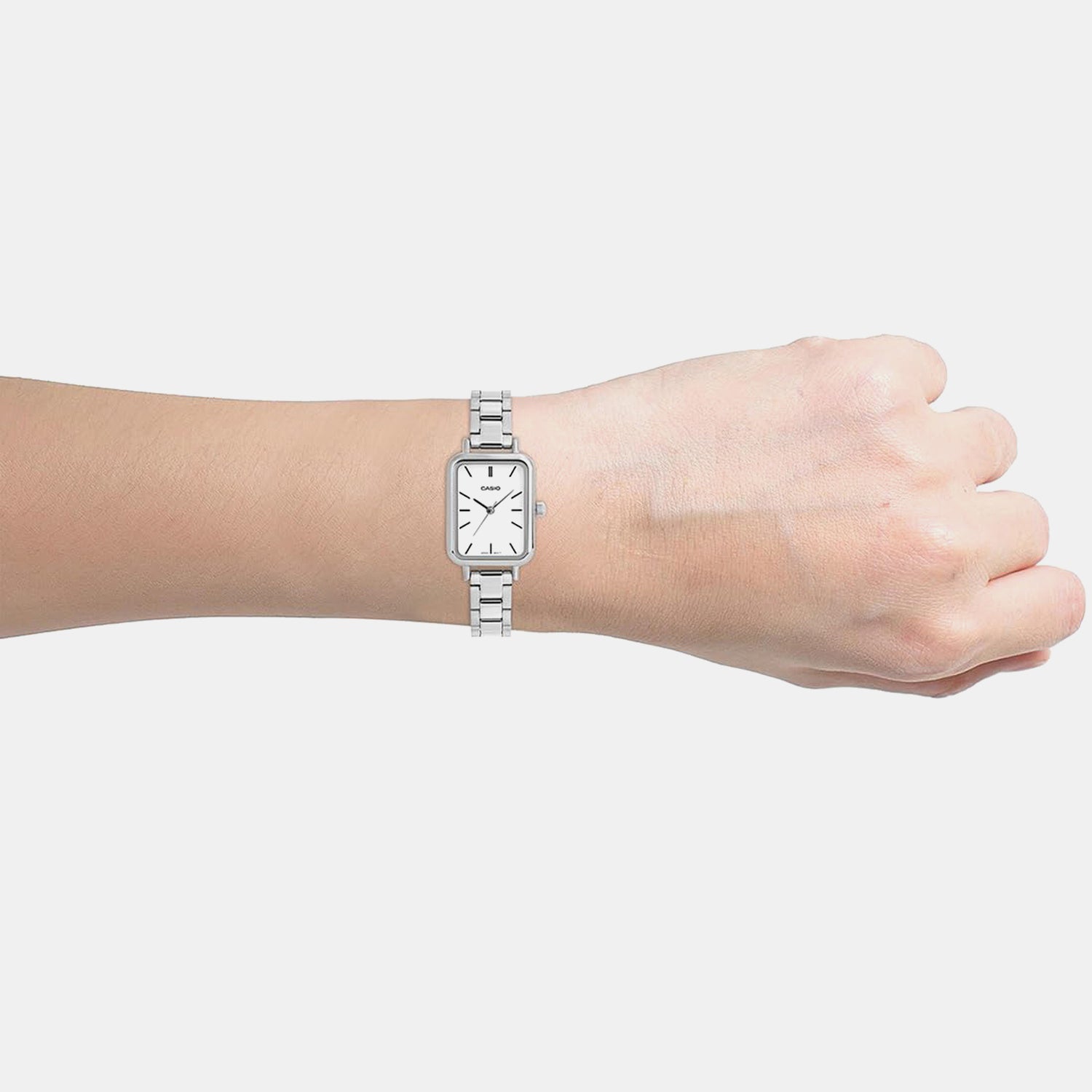 Enticer Women Quartz White Dial Analog Stainless Steel Watch A2519