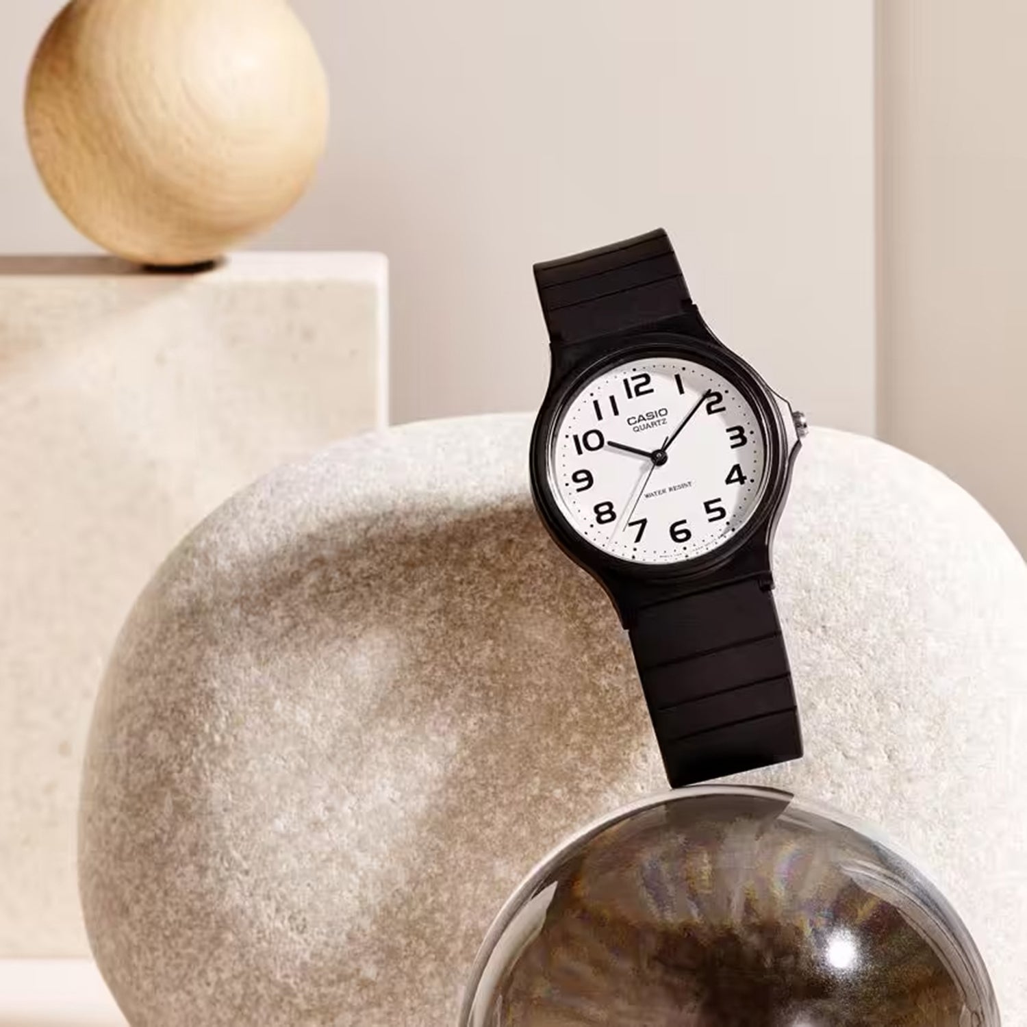 Youth Unisex Quartz White Dial Analog Resin Watch A2530