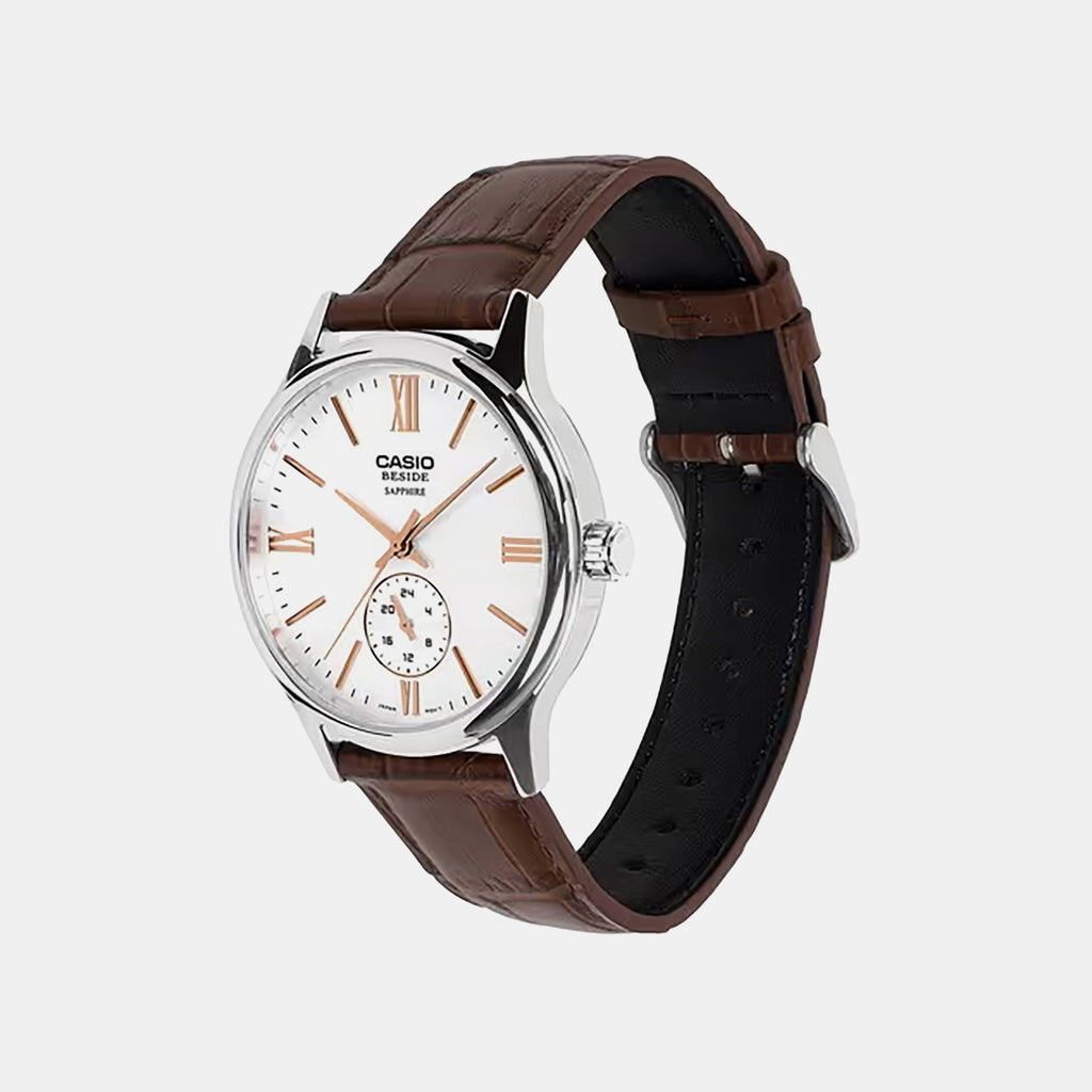 Men Quartz White Dial Analog Leather Watch A2539
