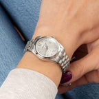 Essence Women Quartz Silver Dial Analog Stainless Steel Watch A3198.5183Q